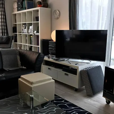 Modernes Doppelhaus In Stadtnah Und Direkt Am Naturschutzgebiet Apartment