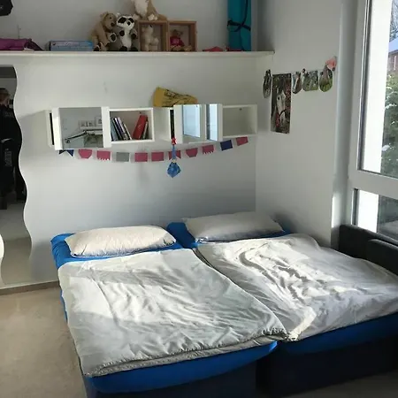 Modernes Doppelhaus In Stadtnah Und Direkt Am Naturschutzgebiet *