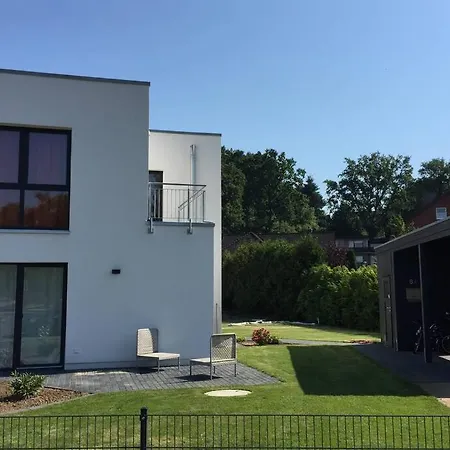 Modernes Doppelhaus In Stadtnah Und Direkt Am Naturschutzgebiet * Luneburg